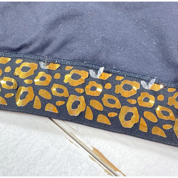 Bombshell Sportswear RARE Leopard Foil Sports Bra - Picture 5 of 10